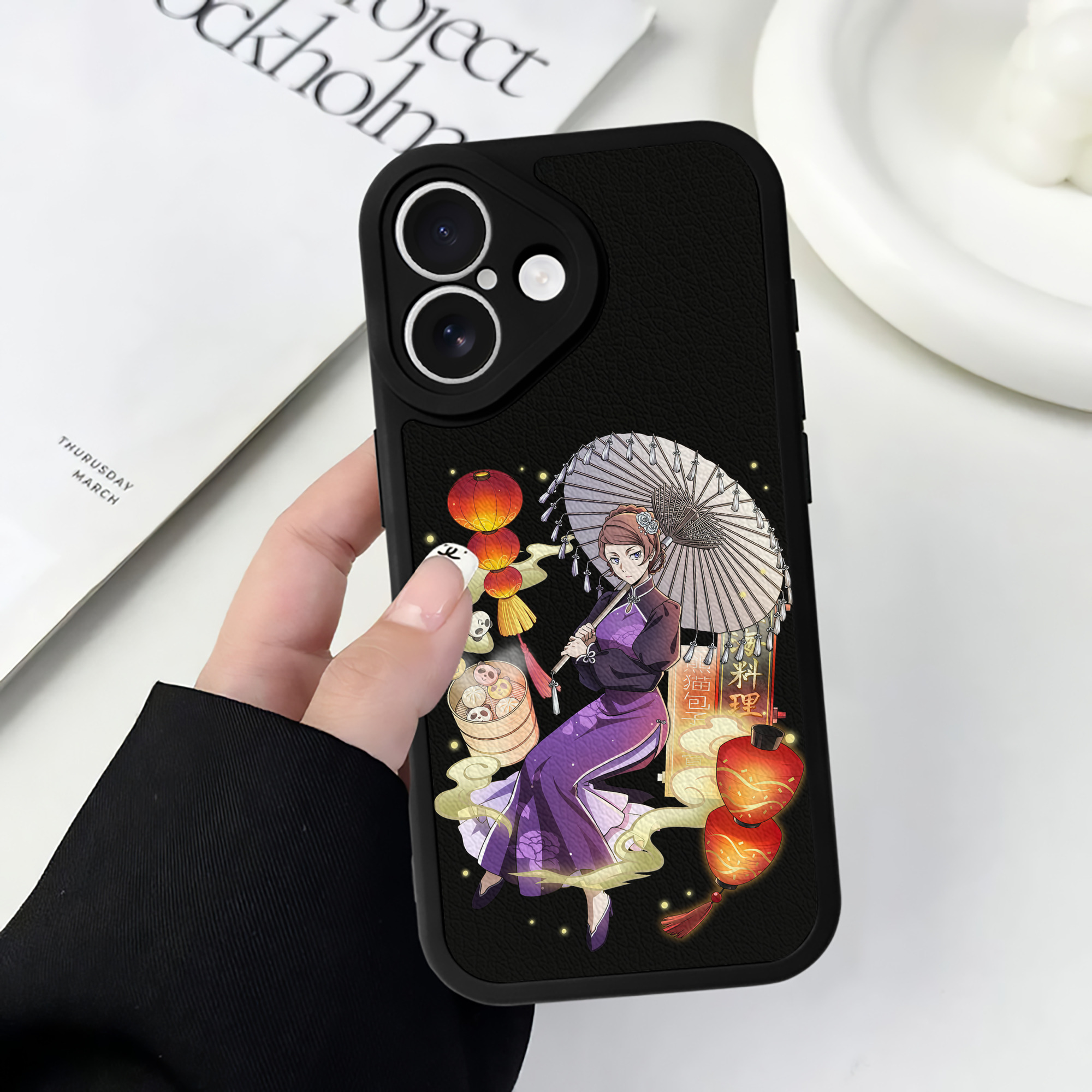 （画像用） 文豪ストレイドッグス Bungo Stray Dogs 【iPhone 16シリーズ対応】シリコンスマホケース（レザー調） 材質：シリコン